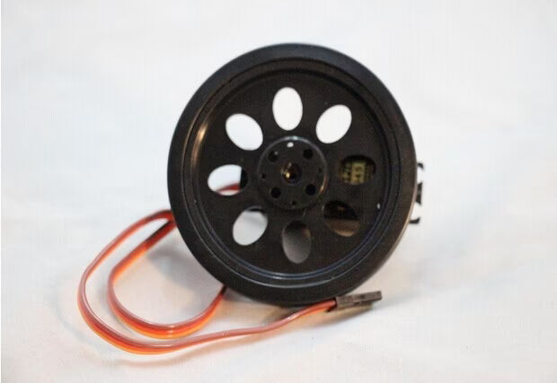 70mm Smart Car Robot Wheel Compatible with MG995/945 Servo Motor
